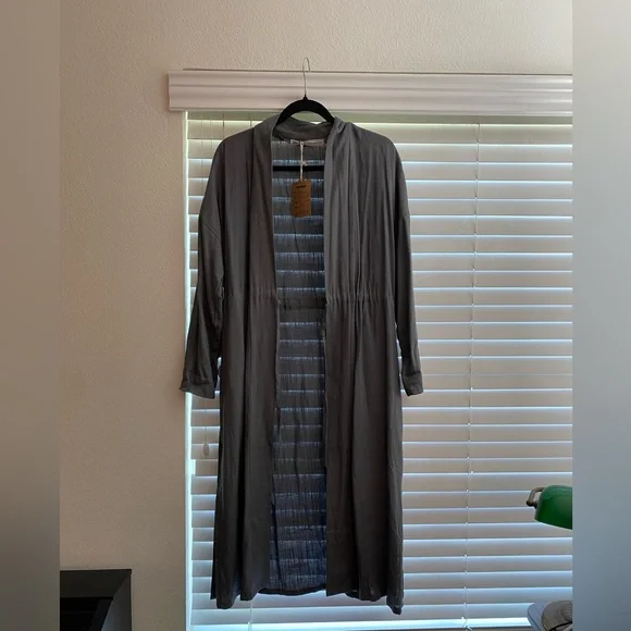 LINEN Duster Coat with Tie Closure - Picture 3 of 4